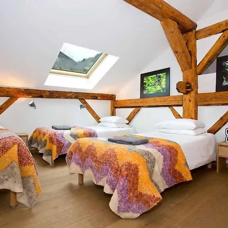 Jaktstuga Hideout