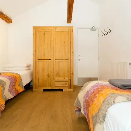 Hideout Lodge
