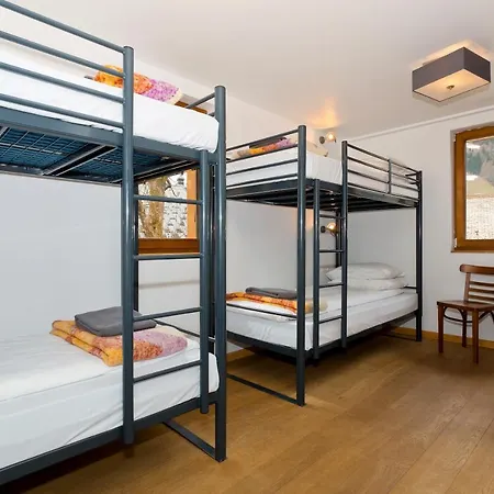 Hideout Деревянный коттедж Морзин