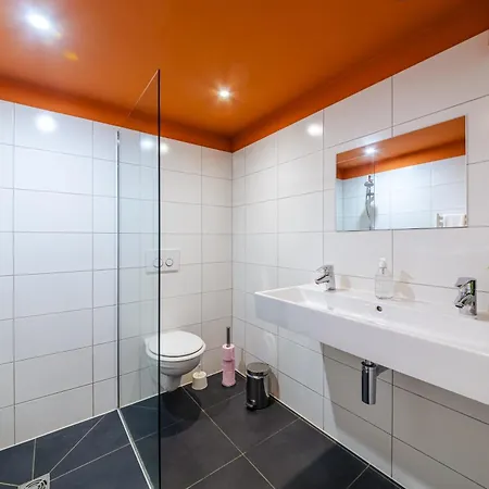 Hideout モルジヌ