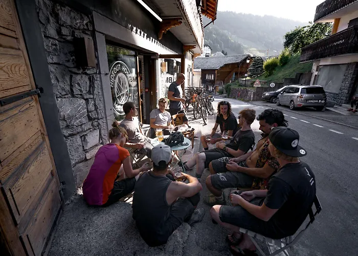 Hideout 롯지 모르진